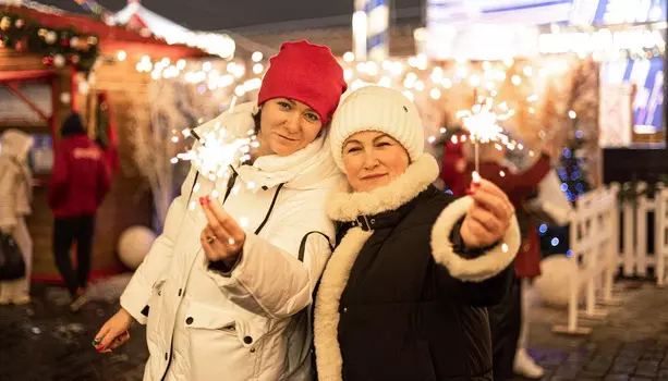 Подарочный сертификат «Зимняя фотосессия на улице» (45 минут, 1-2 человека)