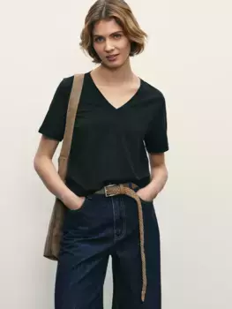 Базовая футболка c V-образным вырезом