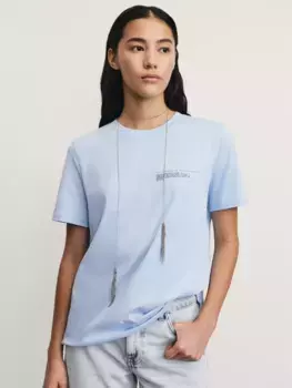 Базовая футболка с вышивкой