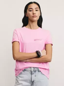 Базовая футболка с вышивкой