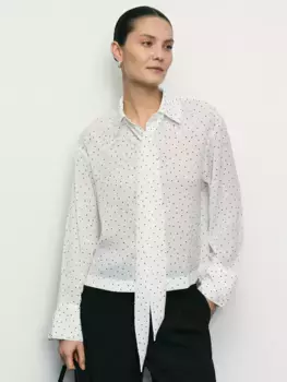 Блузка с бантом