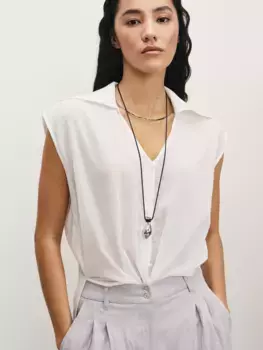 Блузка из жатой ткани с отложным воротником