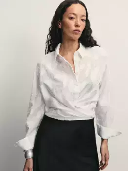 Блузка с фактурным рисунком