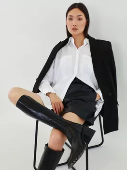 Блузка с карманами