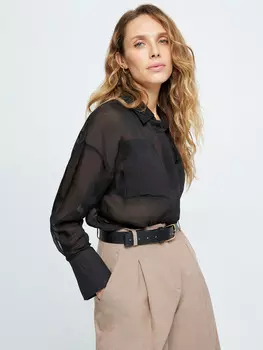 Блузка с карманами