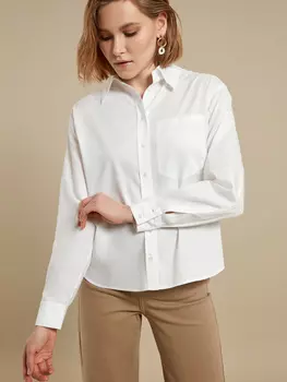 Блузка с карманом на груди