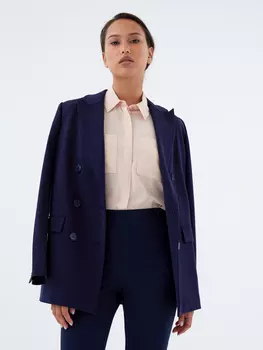 Блузка с накладными карманами