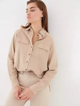 Блузка с накладными карманами