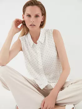 Блузка в мелкий горох