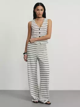 Брюки из фактурной вязки