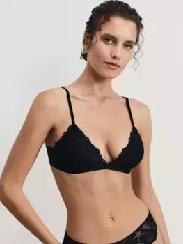 Бюстгальтер без косточек с кружевом