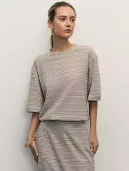 Джемпер с коротким рукавом из фактурной ткани