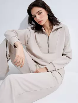 Джемпер с молнией