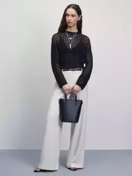 Джемпер с перфорацией