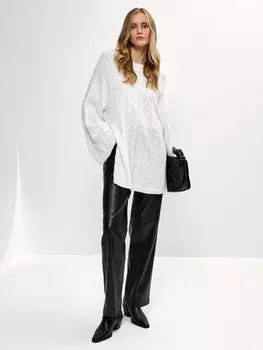 Джемпер с разрезами