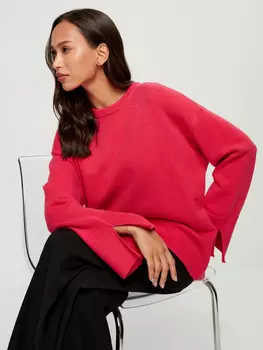 Джемпер с разрезами