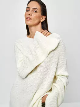 Джемпер с разрезами