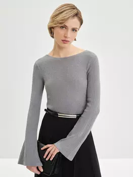 Джемпер с широкими рукавами