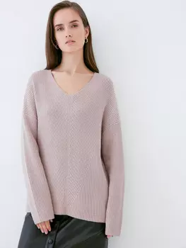 Джемпер с V-образным вырезом