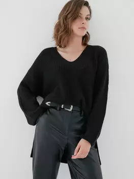 Джемпер с V-образным вырезом