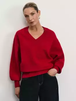 Джемпер с V-образным вырезом