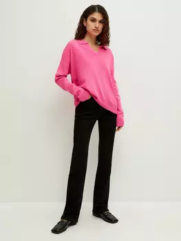 Джемпер с вырезом