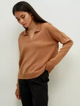 Джемпер с вырезом