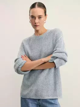 Джемпер свободного кроя крупной вязки