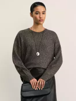 Джемпер свободного кроя с круглым вырезом