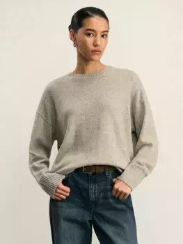 Джемпер свободного кроя с круглым вырезом