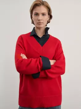 Джемпер с V-образным вырезом