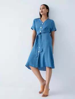 Джинсовое платье на поясе