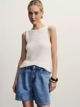 Джинсовые шорты со складками