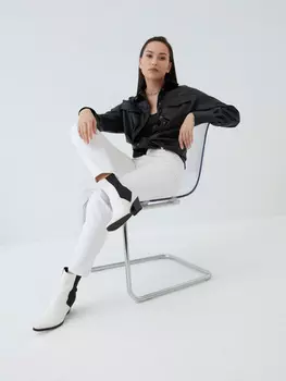 Джинсы Relaxed Fit