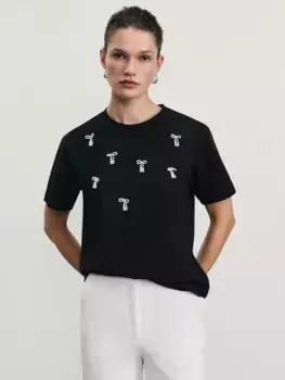 Футболка с бантиками из бусин