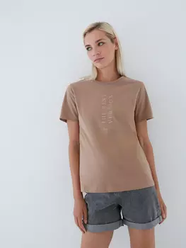 Футболка с надписью