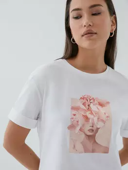 Футболка с отворотами