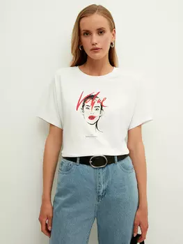 Футболка с принтом