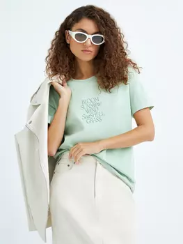 Футболка с принтом