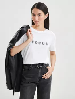 Футболка с принтом