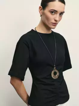 Футболка со сборкой