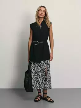 Юбка миди с разрезом и принтом