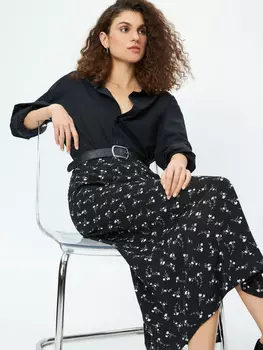 Юбка с разрезом