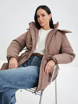 Куртка с карманами