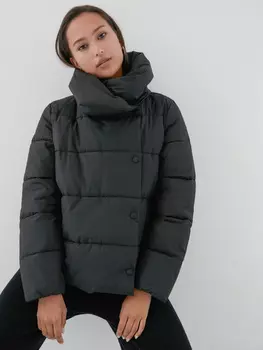 Куртка с объемным воротником