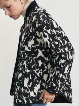 Куртка стеганая с принтом