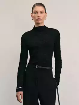 Лонгслив с абстрактным рисунком