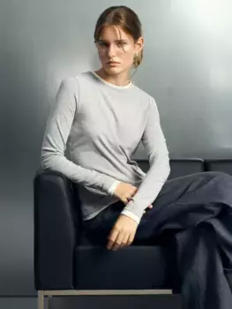 Лонгслив с добавлением вискозы