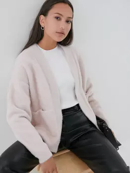 Мягкий кардиган с карманами