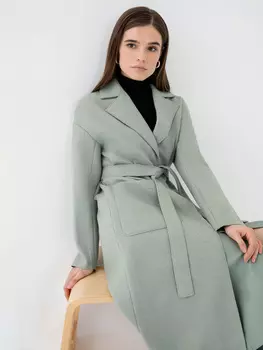 Пальто с карманами